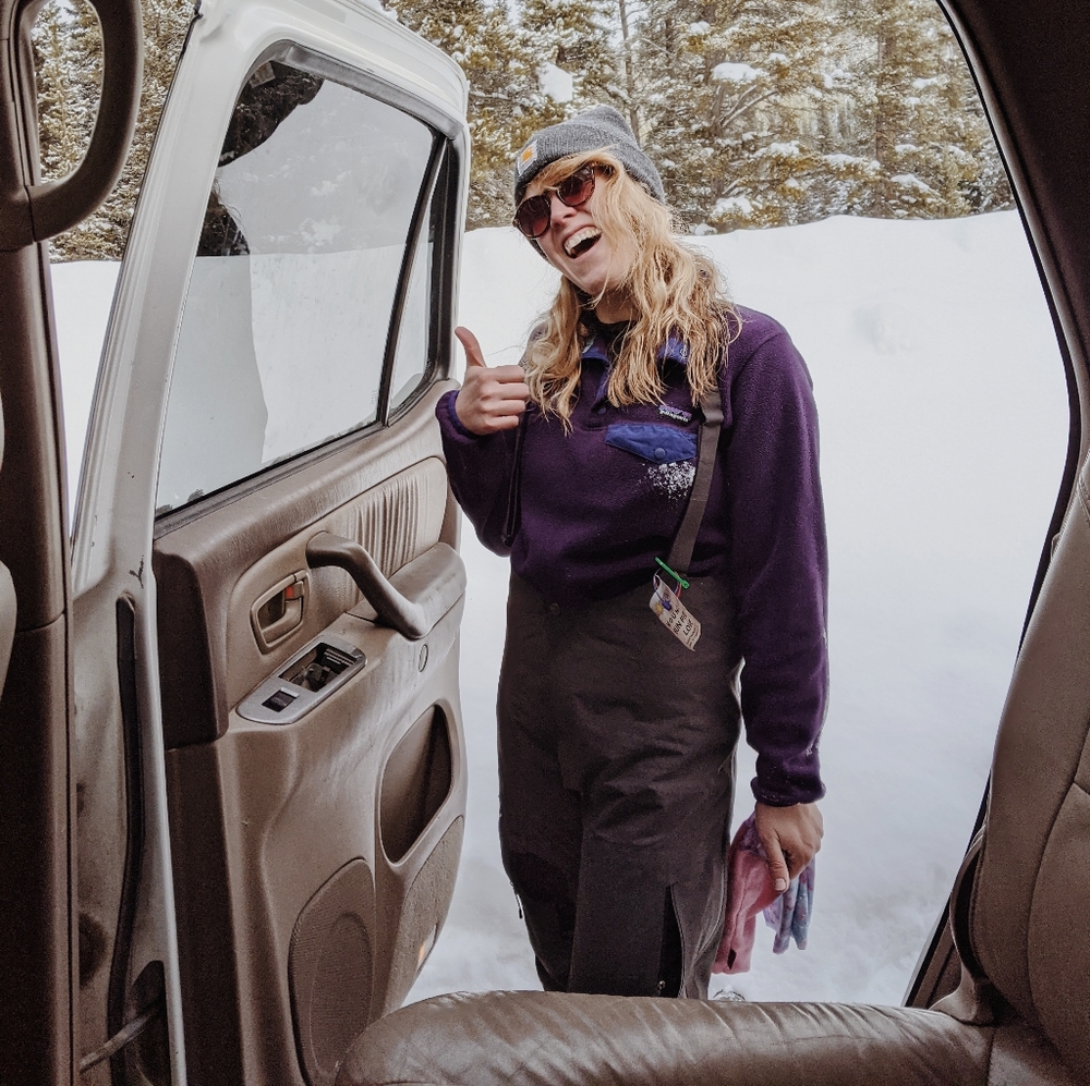 Meet your Posher, Hilary